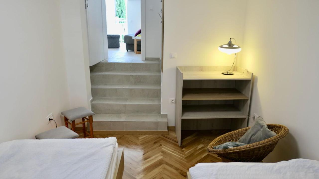 Apartments Villa Agatha Sveti Filip i Jakov Buitenkant foto